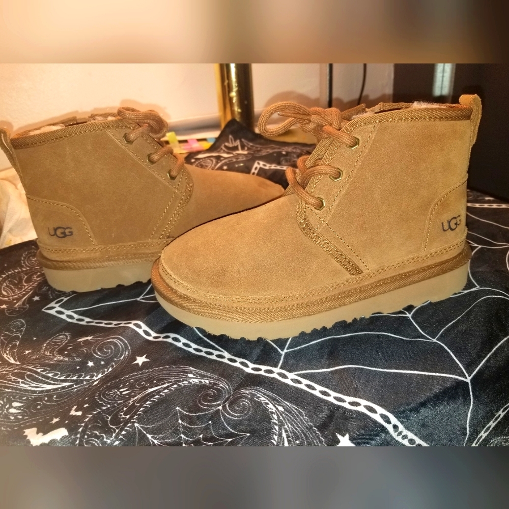 Kids Uggs Size 3